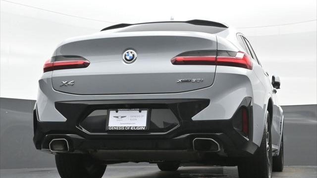 2022 BMW X4 xDrive30i