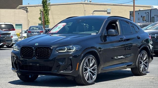 2023 BMW X4 xDrive30i