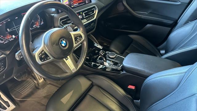 2023 BMW X4 xDrive30i