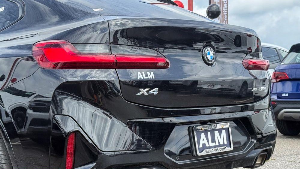 2024 BMW X4 xDrive30i