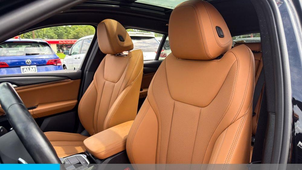 2024 BMW X4 xDrive30i