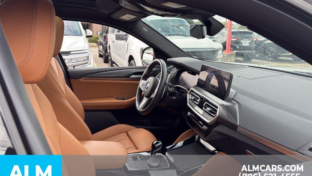 2024 BMW X4 xDrive30i
