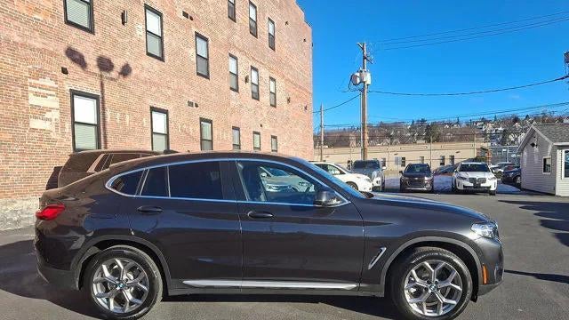 2025 BMW X4 xDrive30i