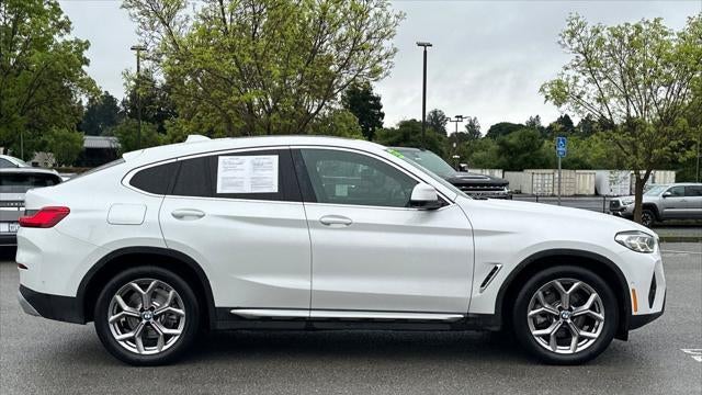 2023 BMW X4 xDrive30i