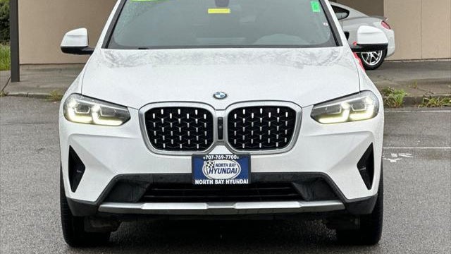2023 BMW X4 xDrive30i