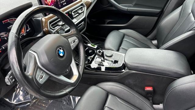 2023 BMW X4 xDrive30i