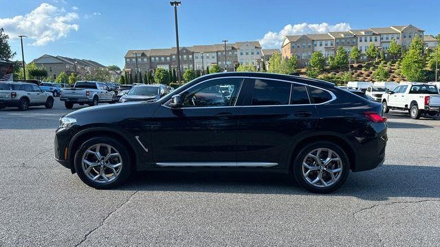 2024 BMW X4 xDrive30i