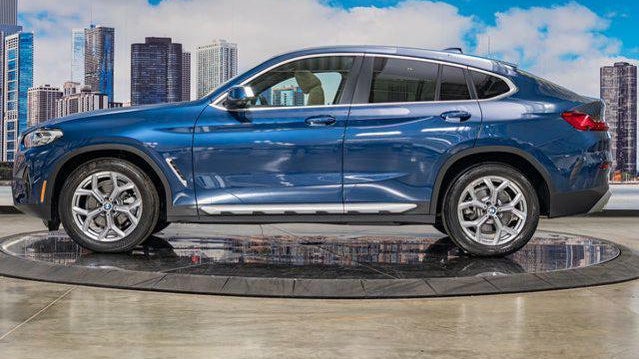2025 BMW X4 xDrive30i
