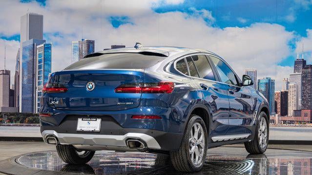 2025 BMW X4 xDrive30i