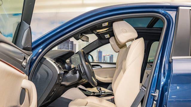 2025 BMW X4 xDrive30i