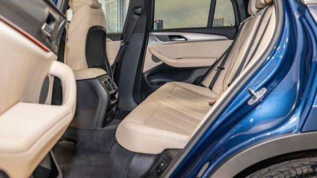 2025 BMW X4 xDrive30i