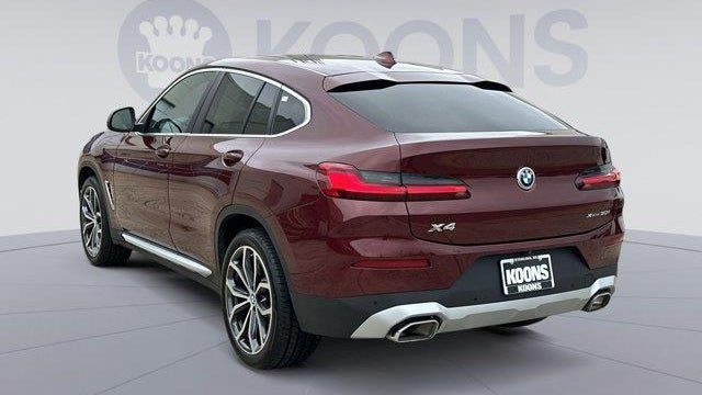 2025 BMW X4 xDrive30i