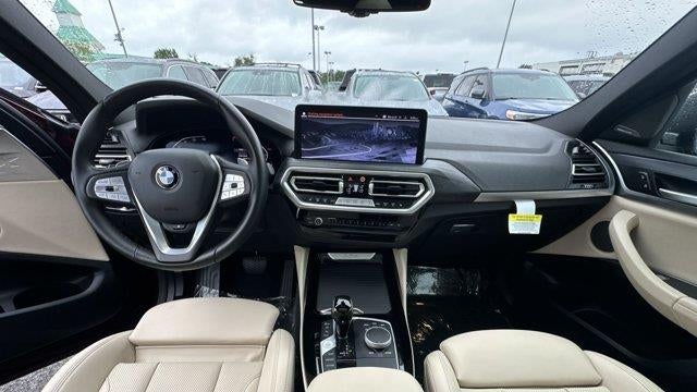 2025 BMW X4 xDrive30i