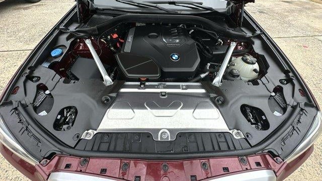 2025 BMW X4 xDrive30i