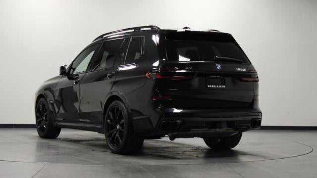 2024 BMW X7 M60i