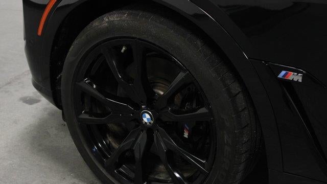 2024 BMW X7 M60i