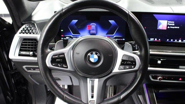 2024 BMW X7 M60i