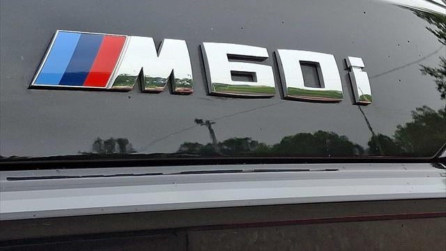 2025 BMW X7 M60i