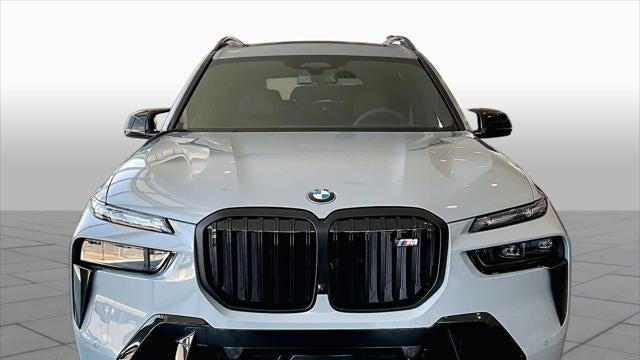 2027 BMW X7 M60i