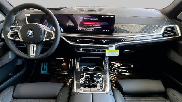 2027 BMW X7 M60i