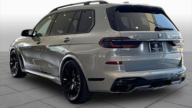 2027 BMW X7 M60i