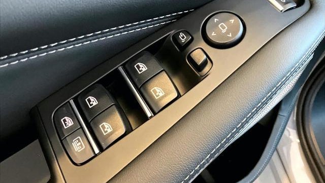 2027 BMW X7 M60i