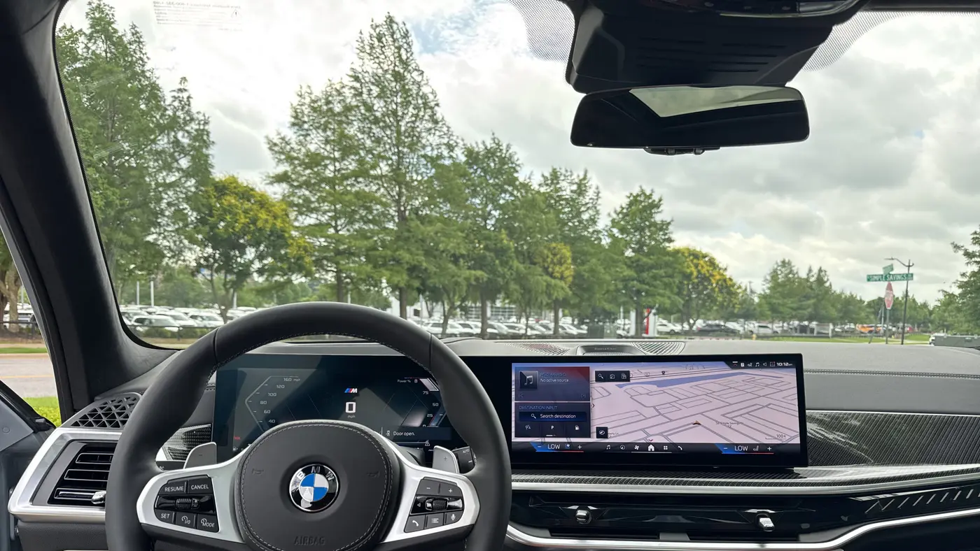 2027 BMW X7 M60i