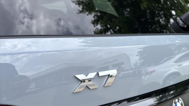 2027 BMW X7 M60i