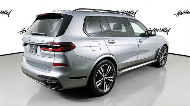 2024 BMW X7 M60i