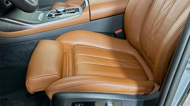 2024 BMW X7 M60i