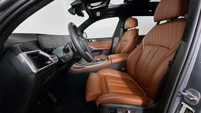 2024 BMW X7 M60i