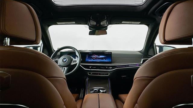 2024 BMW X7 M60i