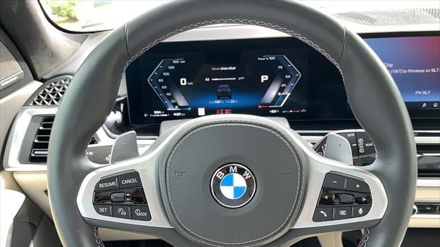 2025 BMW X7 M60i