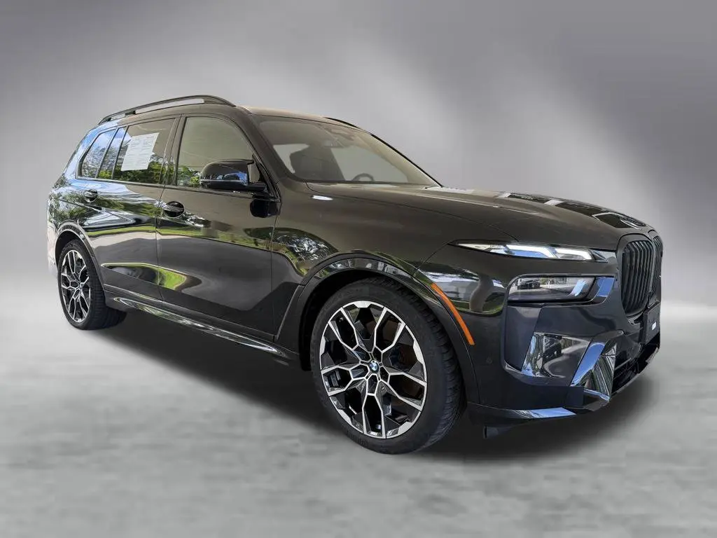 2026 BMW X7 - $77,606