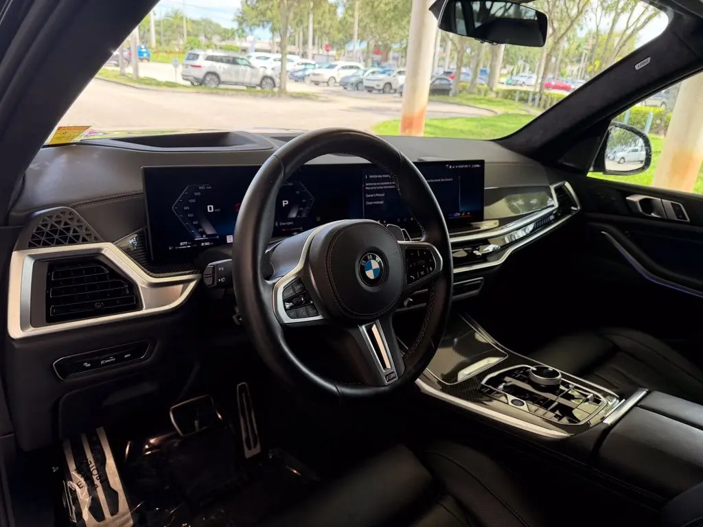 2026 BMW X7 - $77,606