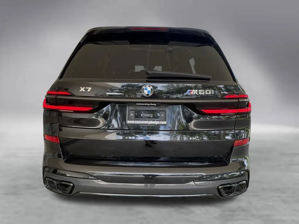 2026 BMW X7 - $77,606