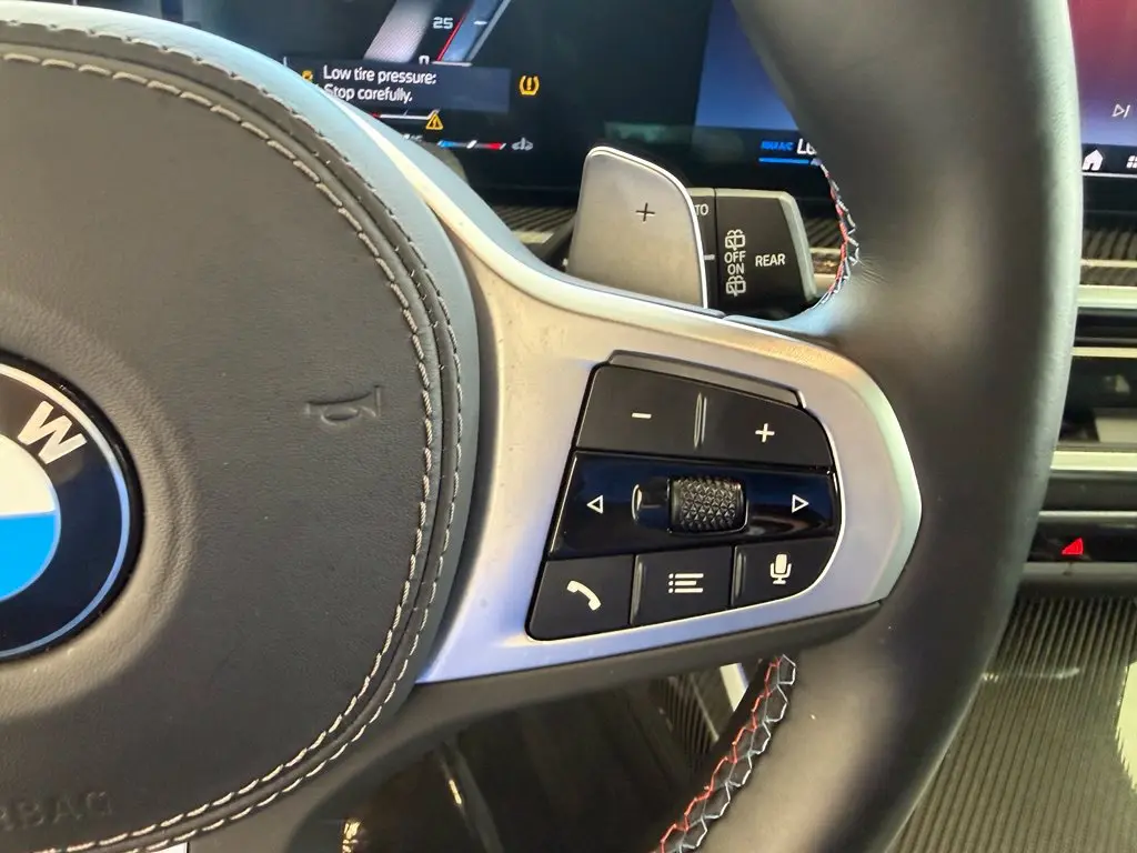 2026 BMW X7 - $77,606