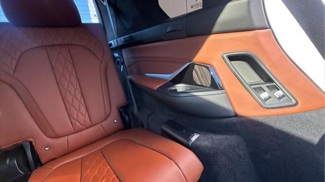 2026 BMW X7 M60i