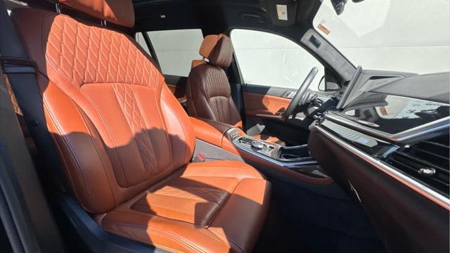 2026 BMW X7 M60i