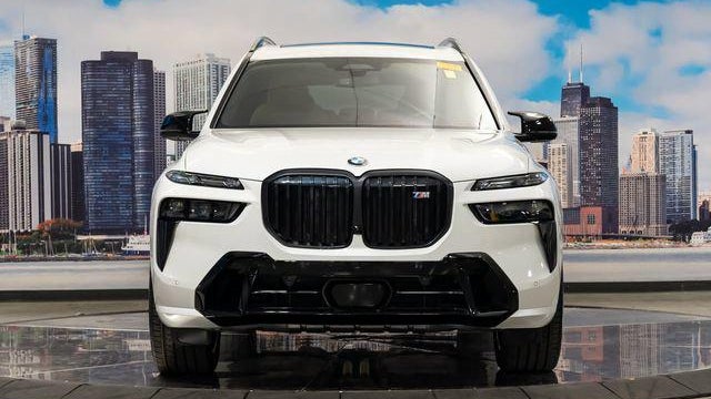 2024 BMW X7 M60i