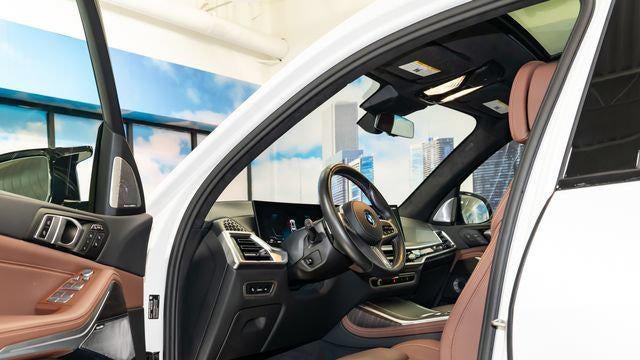 2024 BMW X7 M60i