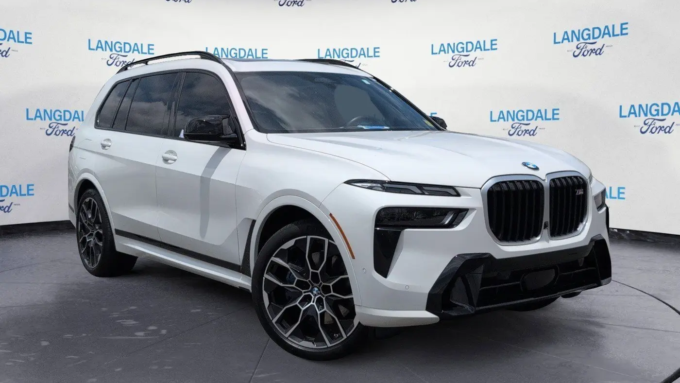 2025 BMW X7 M60i