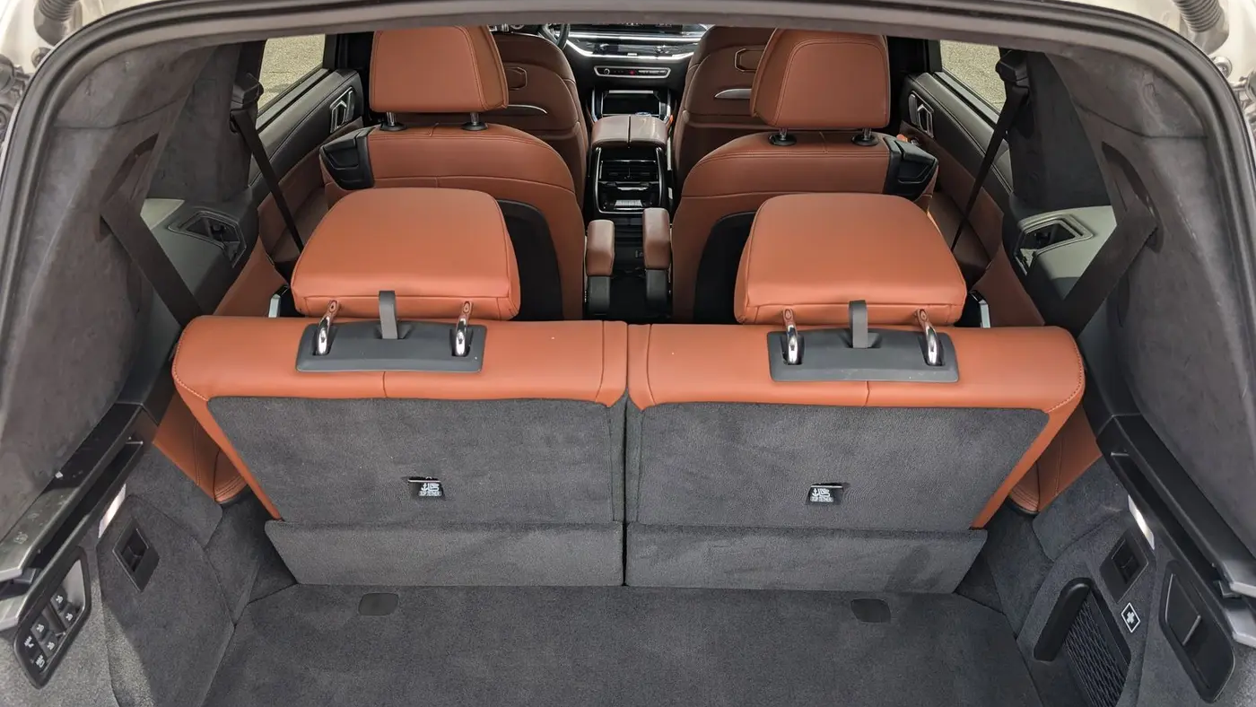 2025 BMW X7 M60i