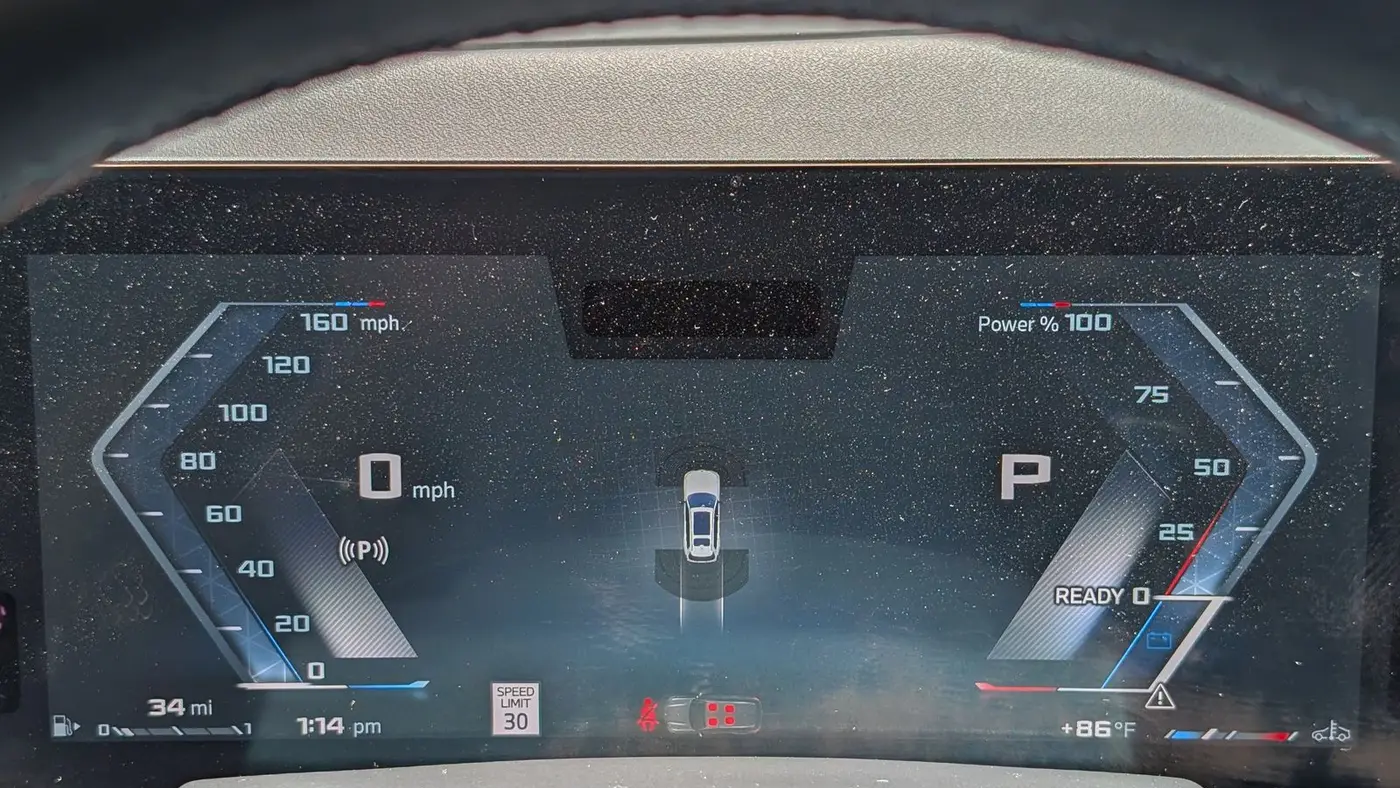 2025 BMW X7 M60i