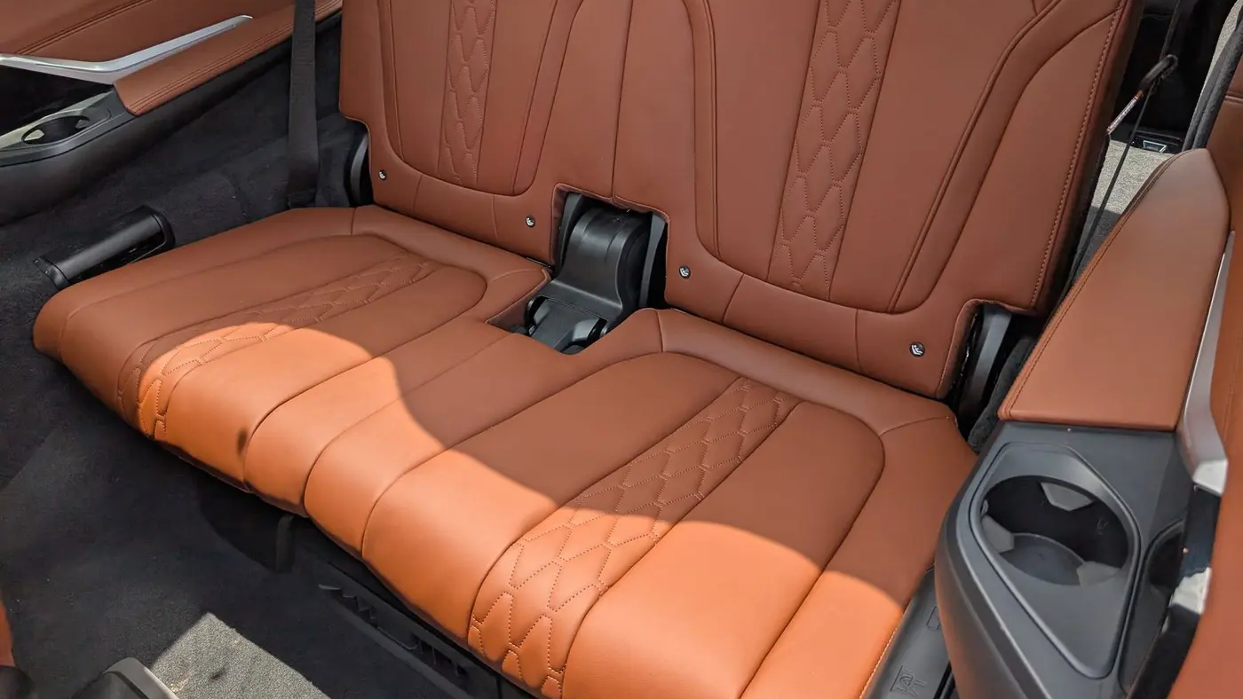 2025 BMW X7 M60i
