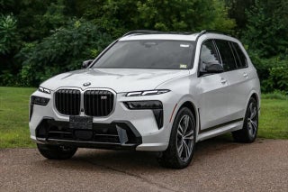 2025 BMW X7 with Mineral White Metallic Exterior