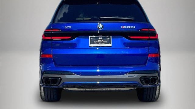 2026 BMW X7 M60i