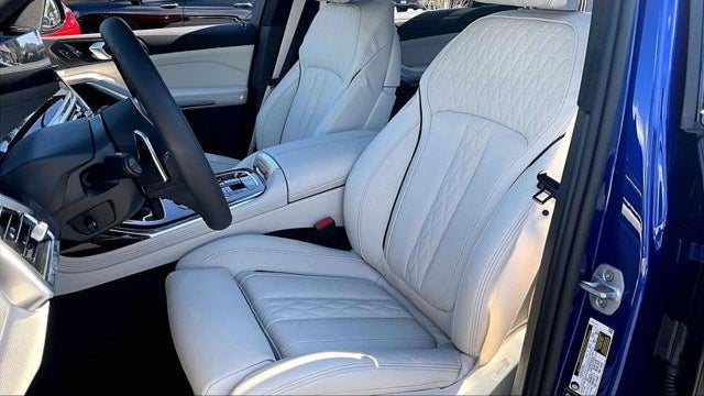 2026 BMW X7 M60i