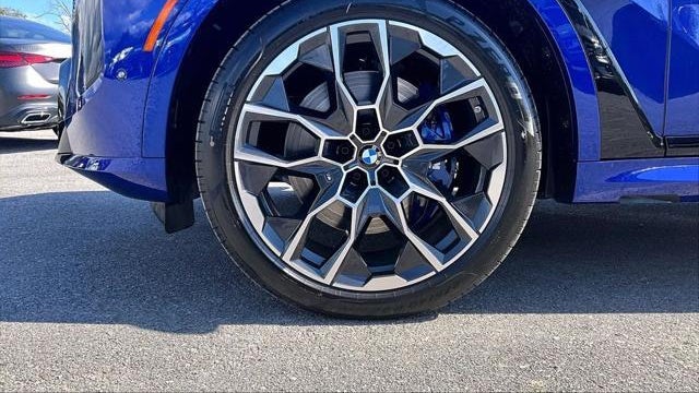 2026 BMW X7 M60i