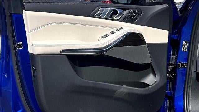 2026 BMW X7 M60i